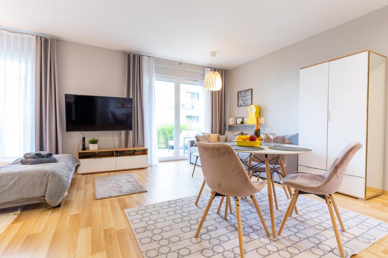 Marina Apartment - Przy Jeziorze, Taras, Tv55" Z Netflix I Prime, Parking Ilawa Luaran gambar