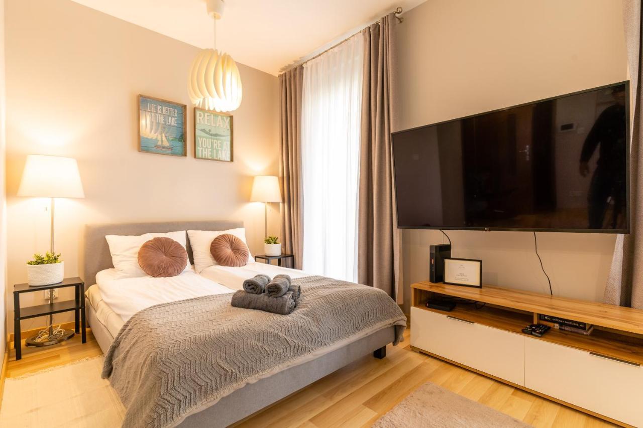 Marina Apartment - Przy Jeziorze, Taras, Tv55" Z Netflix I Prime, Parking Ilawa Luaran gambar