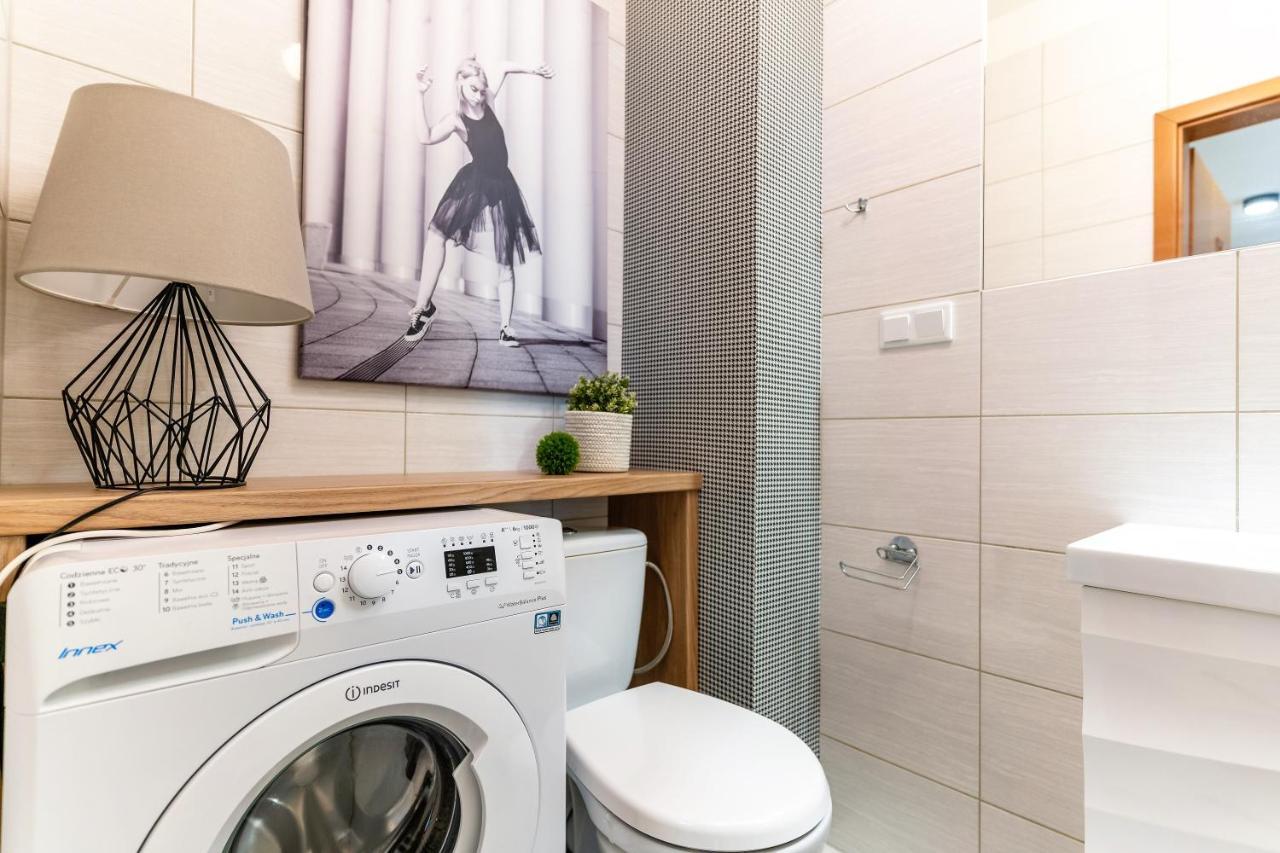 Marina Apartment - Przy Jeziorze, Taras, Tv55" Z Netflix I Prime, Parking Ilawa Luaran gambar